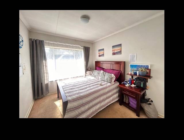 4 bed property to rent in ALLEN GROVE